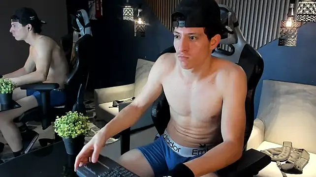 TheGhostforeeonss Webcam show