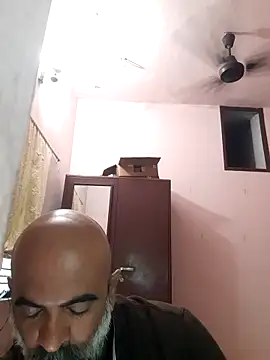 XXX chat uživo modela kikkalakka