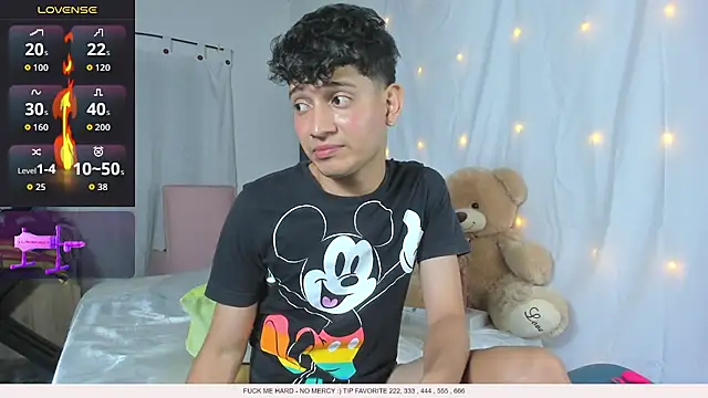 Benjamin_Buster – Naživo XXX chat