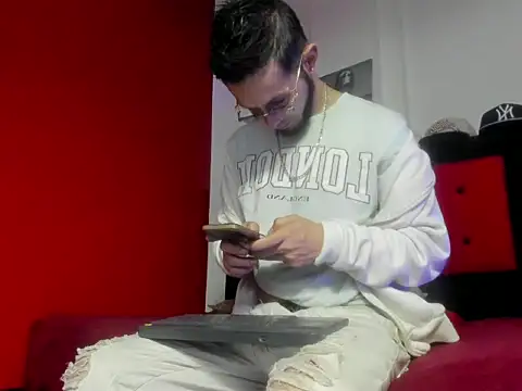 Chat +18 de mark_splinter09 ao vivo
