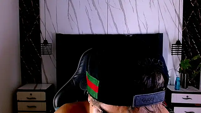 Chat +18 de Angel_foxc13 ao vivo