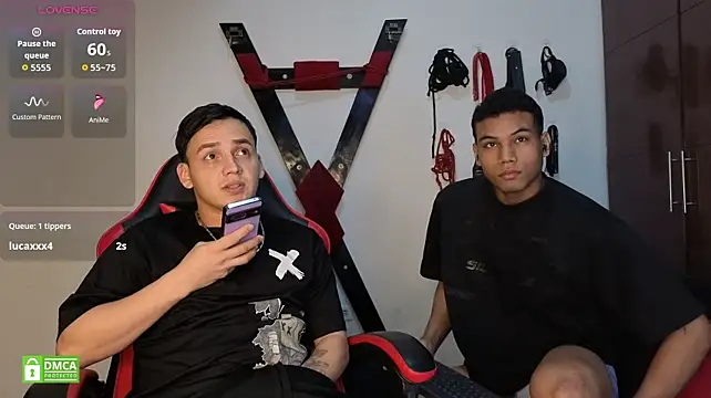 GoldenBoyDuo Chat XXX live