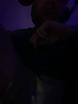GusanoDelicioso – Naživo XXX chat