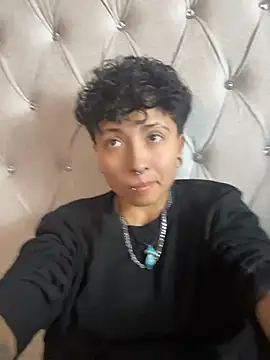 Chat +18 de ian_mathias_ ao vivo
