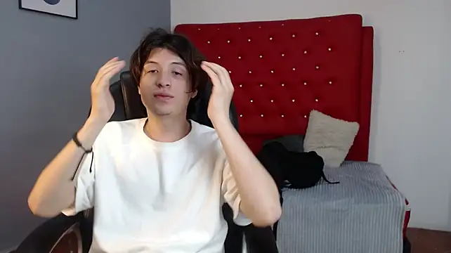 Marcoviolet Live XXX Chat