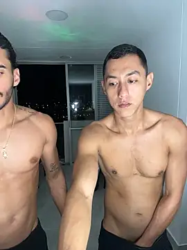 Derek_master Chat XXX live