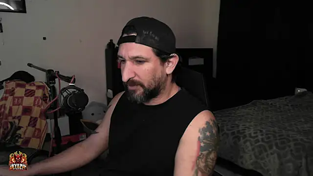 Онлайн чат XXX DevilPup75_