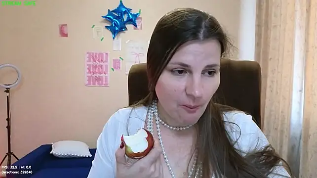 Chat XXX ao vivo de Mirabelle_Velvet