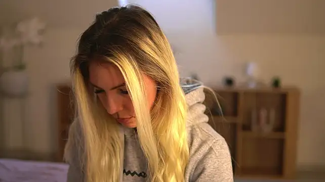 Chat XXX en directo de CassieMiles