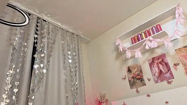 Milly_Lane Chat XXX in diretta