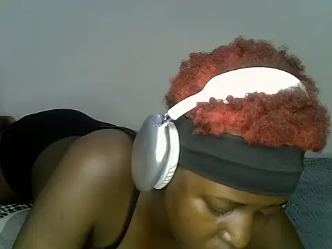 Queennmodell Chat XXX in diretta