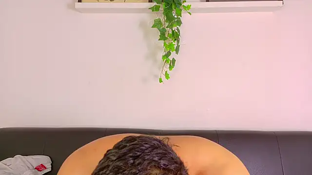 TylerWest_ – Naživo XXX chat