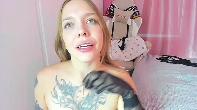 keyli_ink Adlı Modelin Canlı XXX Sohbeti