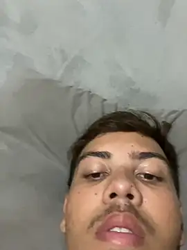 Show de webcam de Mlknovinn