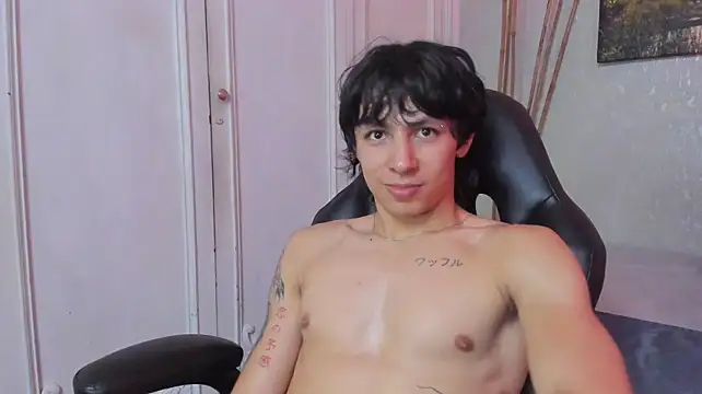 Онлайн чат XXX Tyler_durten