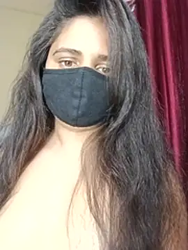 Ruhi_07 Chat XXX in diretta