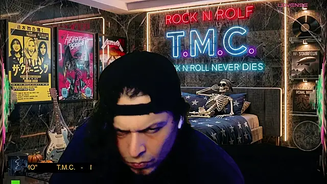 chino_roz Chat XXX in diretta