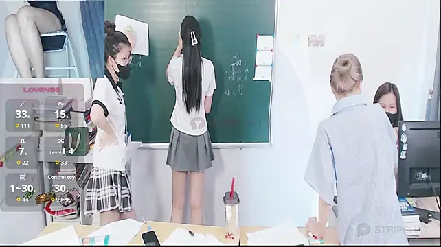 _Math_ Live XXX-Chat
