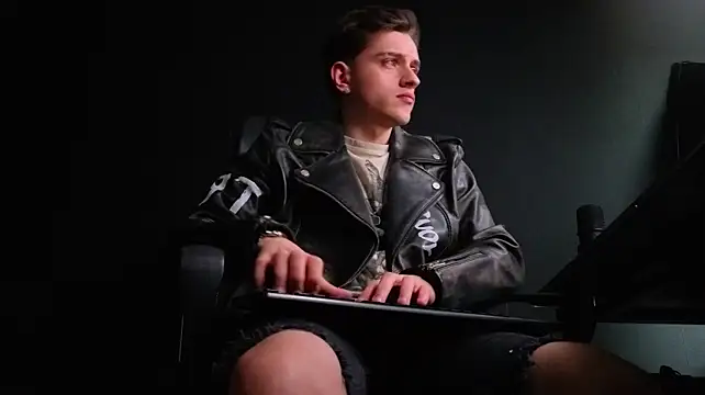 FelixStarkk live XXX chat