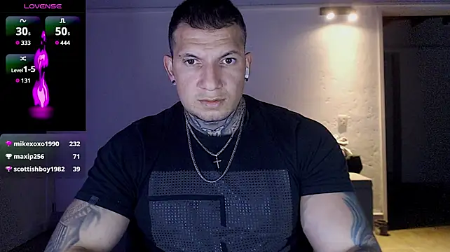 Czat XXX na żywo – Shane_Clay