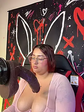 Czat XXX na żywo – ScarlettFlamess_