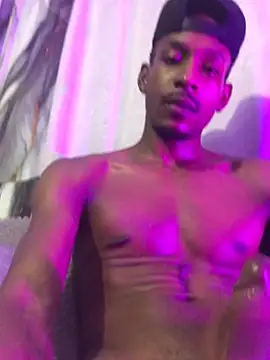 Kiing_afroditho's Live XXX Chat