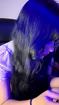 AlynaDoll_ Chat XXX in diretta
