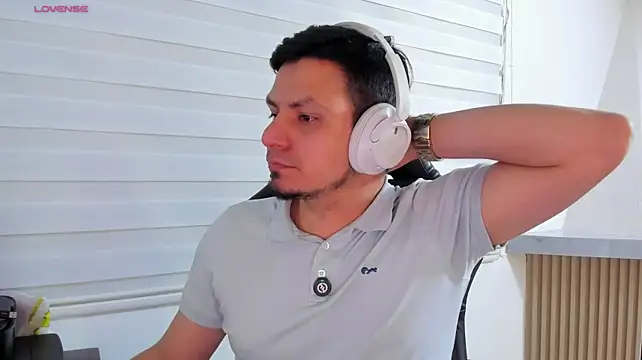 Rick_Adams Chat XXX in diretta