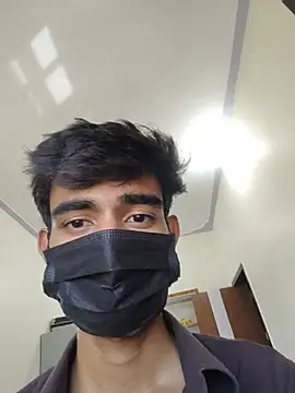 צ'אט XXX בשידור חי של its_coco72