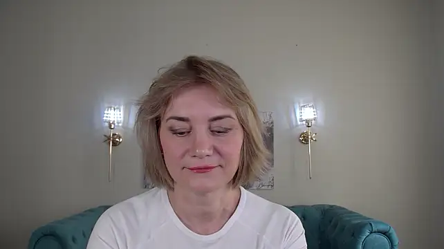 Živý XXX chat AdeleRocher