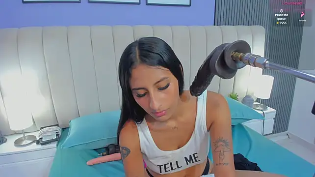 leela_ray's Live XXX Chat