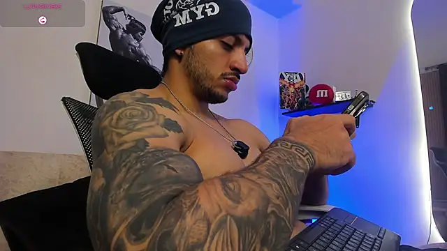 LiamReigns_ XXX чат на живо