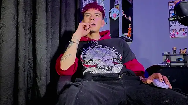 XXX chat uživo modela MikeyKuro