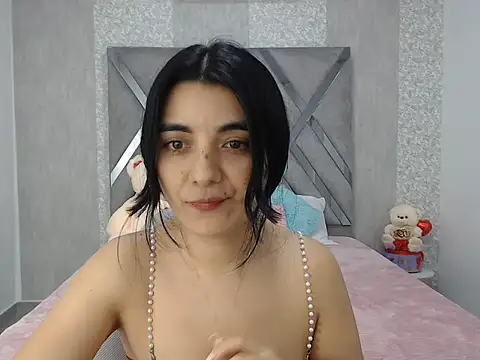 แชท XXX สดของ laura_27