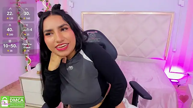 fiory_tay's Live XXX Chat