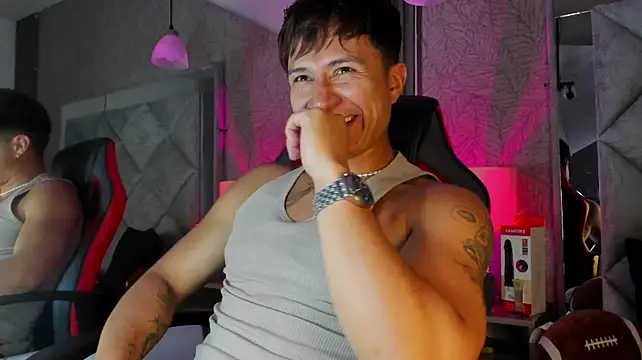 Chat +18 de Hassbyd ao vivo