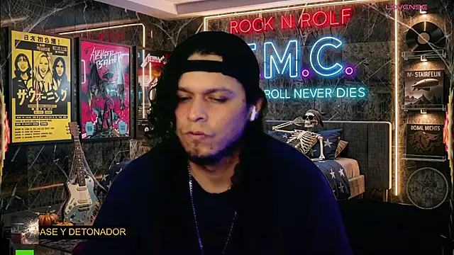 chino_roz Pertunjukan Webcam