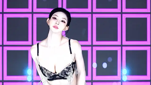 TF-001 라이브 XXX 채팅