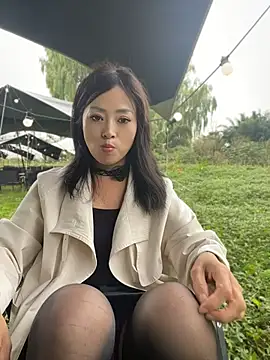 Lipinger 现场XXX聊天