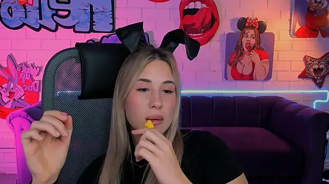 BettyRemz Chat XXX in diretta