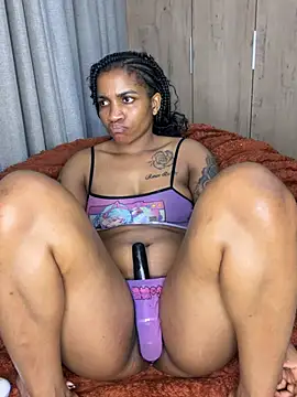 Milkypucy লাইভ XXX চ্যাট