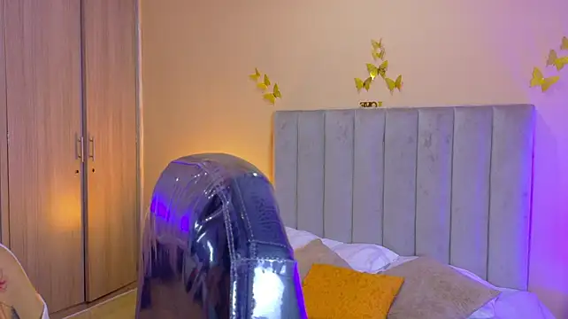 Derek_Sinn Chat XXX in diretta