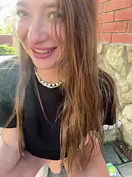 AlexaVee_ XXX чат на живо