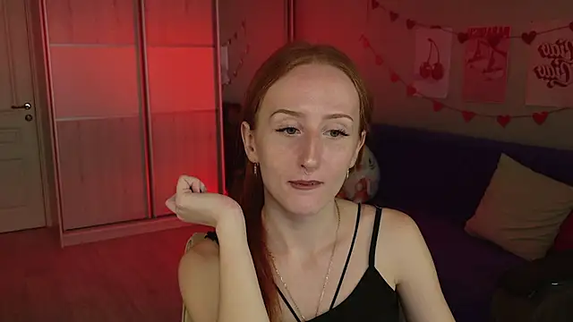 Sophie_Ruby Adlı Modelin Canlı XXX Sohbeti