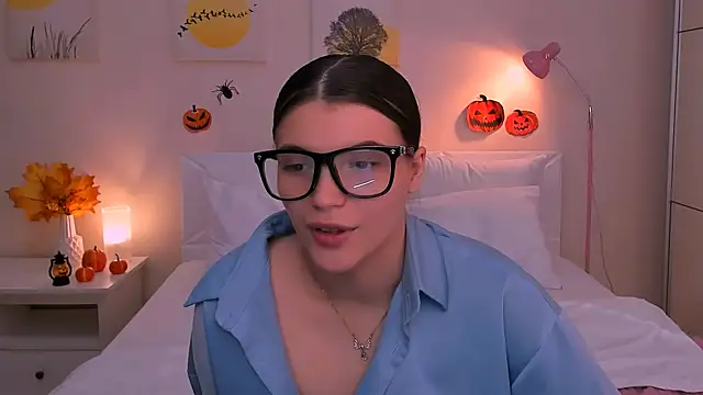 soulless_ Adlı Modelin Canlı XXX Sohbeti