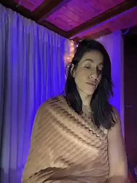 XXX chat uživo modela MAKA_ISABELL