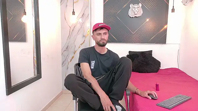KingOfTemptation Chat XXX in diretta