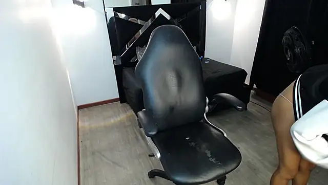 MarianaRojas_ 라이브 XXX 채팅