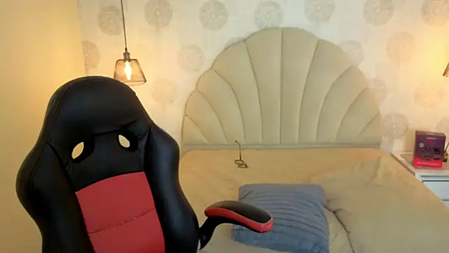 ZARAWILDE1 Chat XXX in diretta