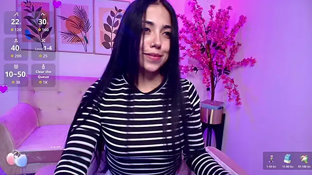 Sara_strawberry Chat XXX in diretta